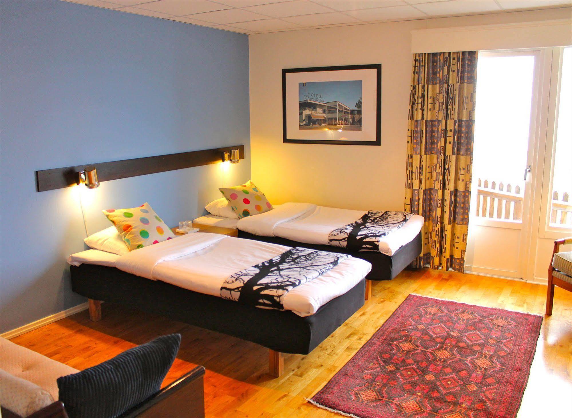 Vaetterleden Hotell & Restaurang Granna Bagian luar foto